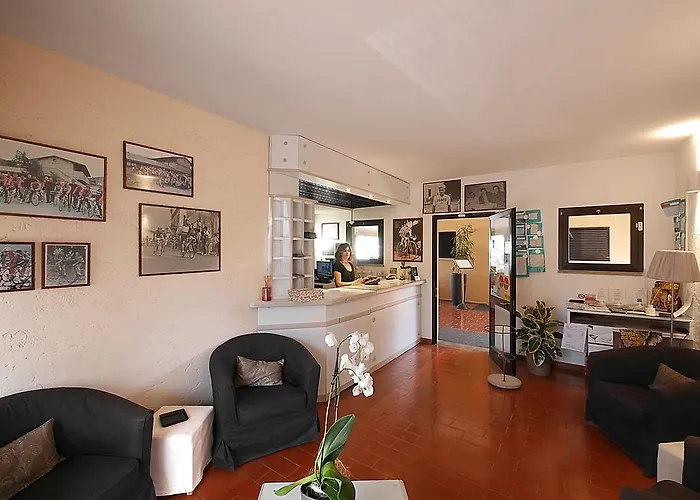 Zi Martino Hotel Castagneto Carducci